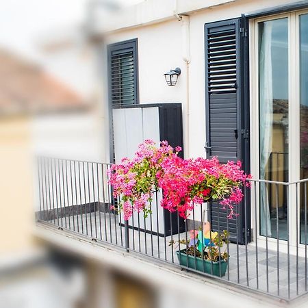 Alessia Apartment Panoramic View Catania Bagian luar foto