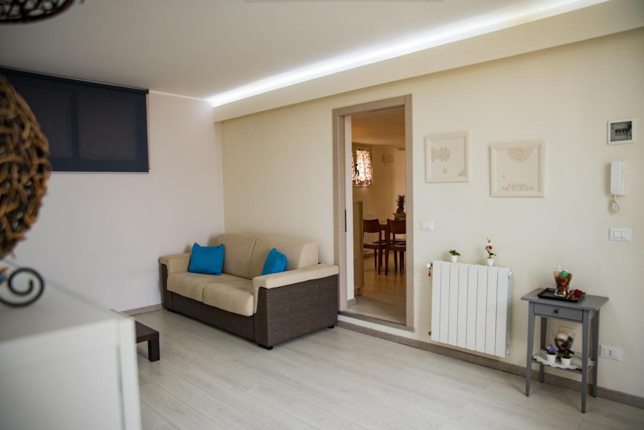 Alessia Apartment Panoramic View Catania Bagian luar foto